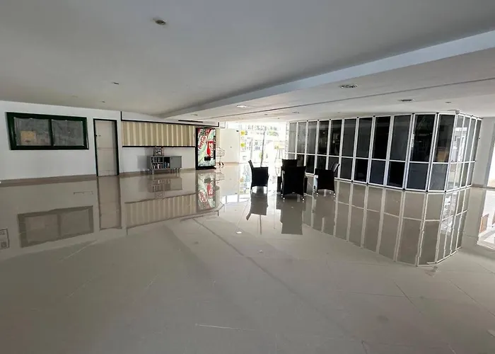 Danubio, Modernes Mit Poolblick Und Seitlichem Meerblick, Wohnzimmer Und 1 Schlafzimmer, 4 Etage, Im Herzen Von Playa Del Ingles, Gran Canaria Плайя-дель-Инглес