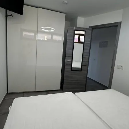 Modernes Mit 1 Schlafzimmer Und Balkon Im Herzen Von Playa Del Ingles, Gran Canaria Playa del Ingles (Gran Canaria)