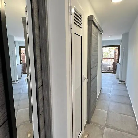 Apartment Modernes Mit 1 Schlafzimmer Und Balkon Im Herzen Von Playa Del Ingles, Gran Canaria Playa del Ingles (Gran Canaria)