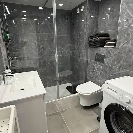 Apartment Modernes Mit 1 Schlafzimmer Und Balkon Im Herzen Von Playa Del Ingles, Gran Canaria *